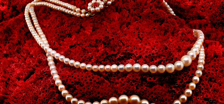 A Magical Glimpse into the History of Cultured Pearl